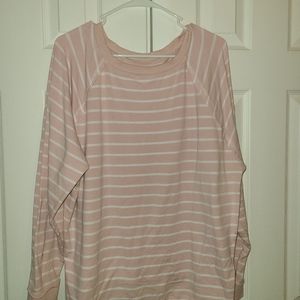 Long sleeve casual top